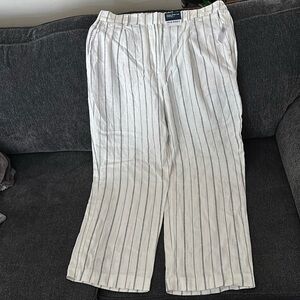 Women’s wide leg trousers